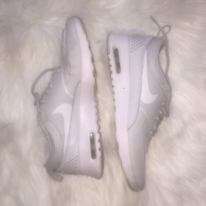 NIKE AIR MAX THEA SNEAKERS